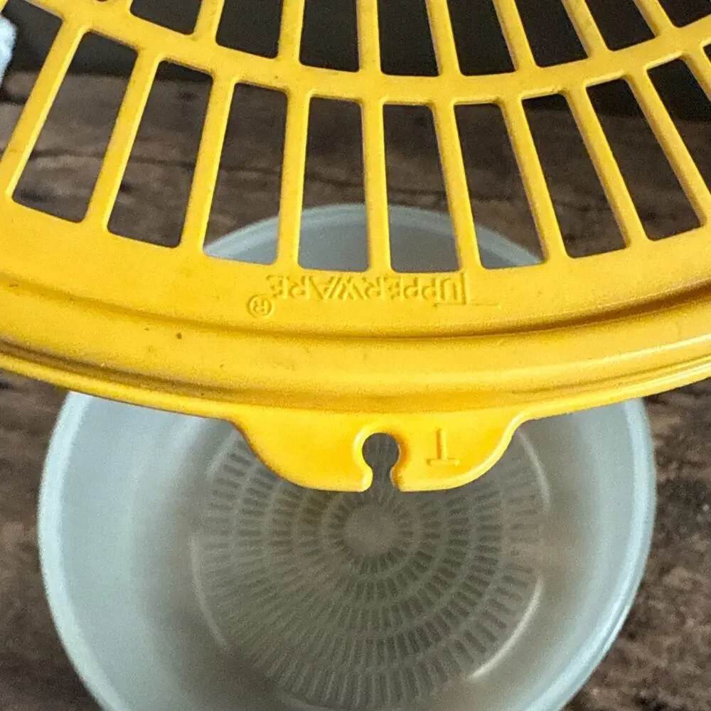 Vintage Tupperware Lettuce Spinner Colander Bowl Set Yellow 1336-A Retro Kitchen